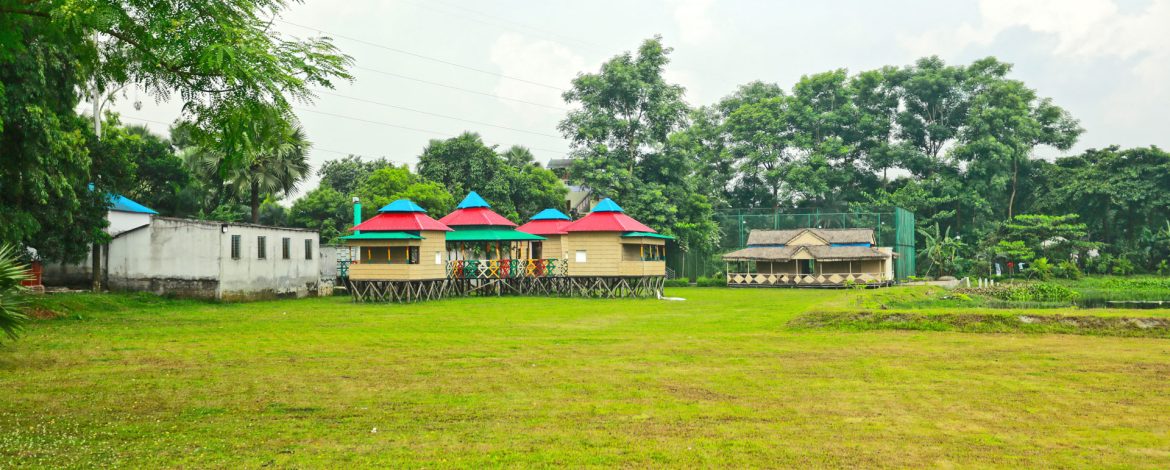 Banglo-house-with-play-ground